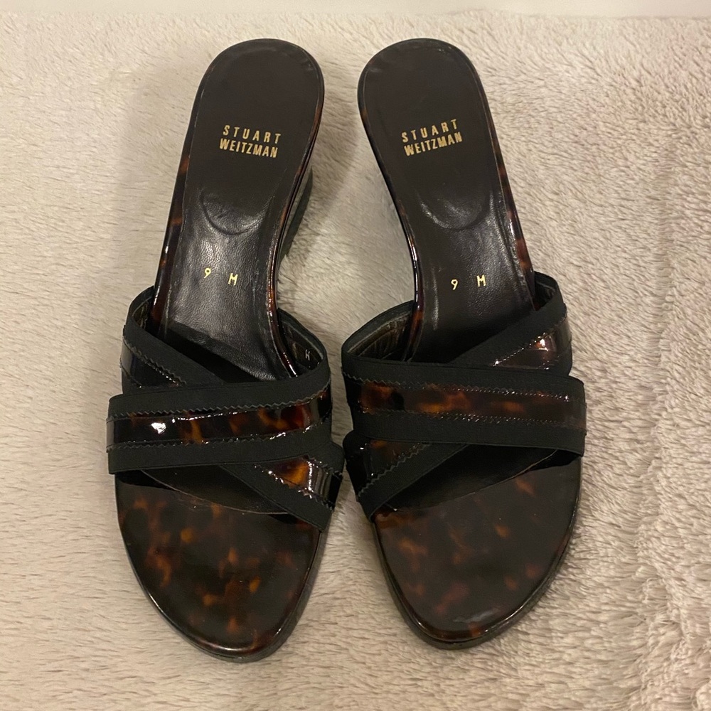 STUART WEITZMAN Tortoise Wedge Sandals